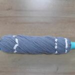 Twist N' Squeeze Mop - Smart Squeeze Drying System - Extendable Twist Mop